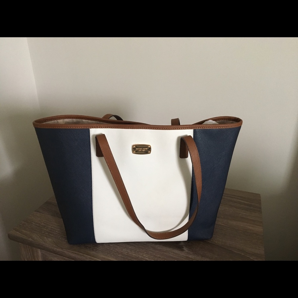 Michael Kors tote